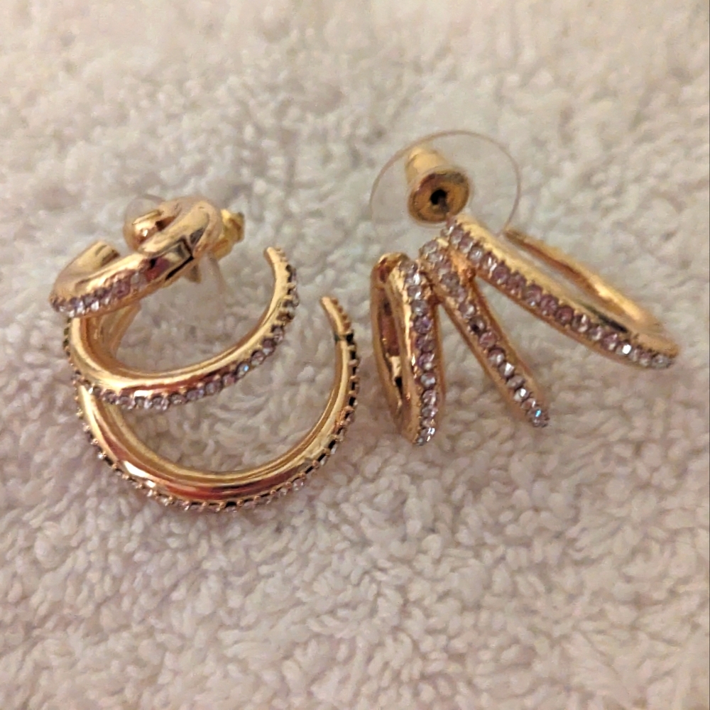 Earings